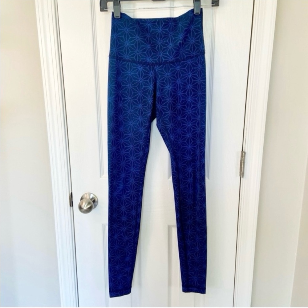 Lululemon Wunder Under Roll Down Leggings in Scatter Starburst Blue